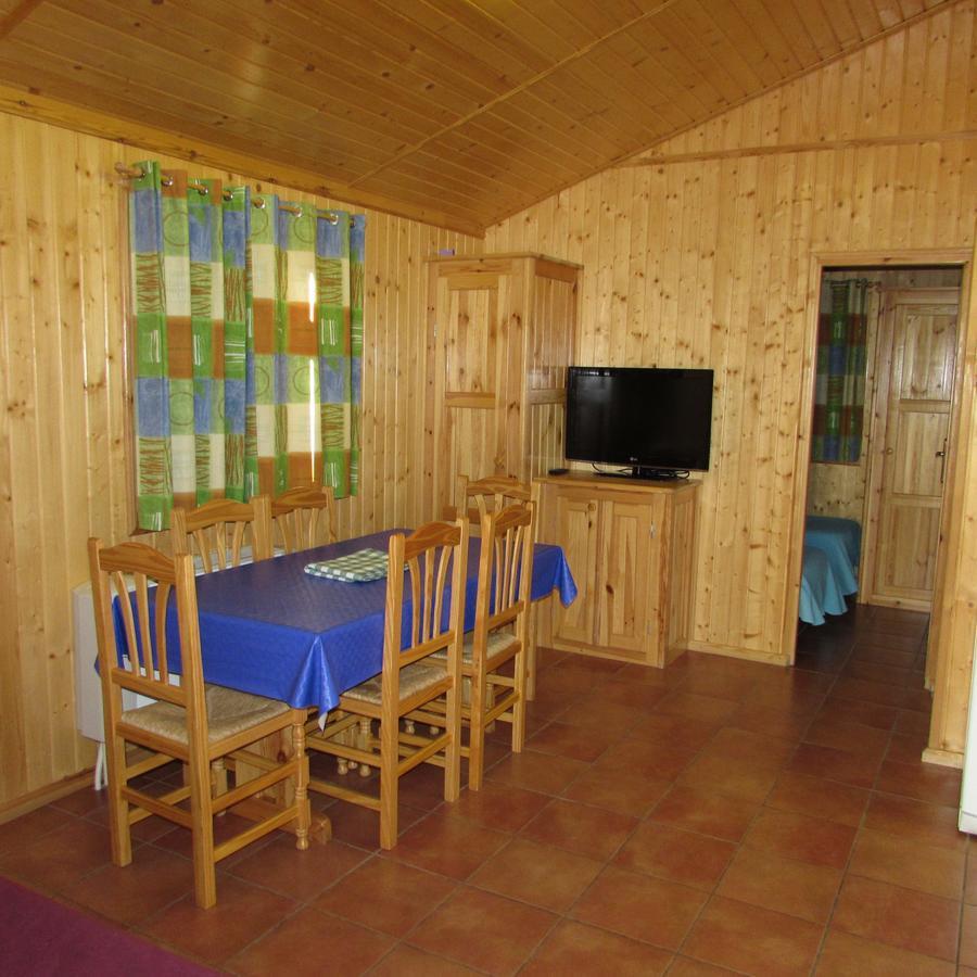 Camping-Bungalows Ciudad De Albarracín Esterno foto