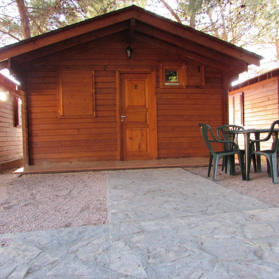 Camping-Bungalows Ciudad De Albarracín Esterno foto